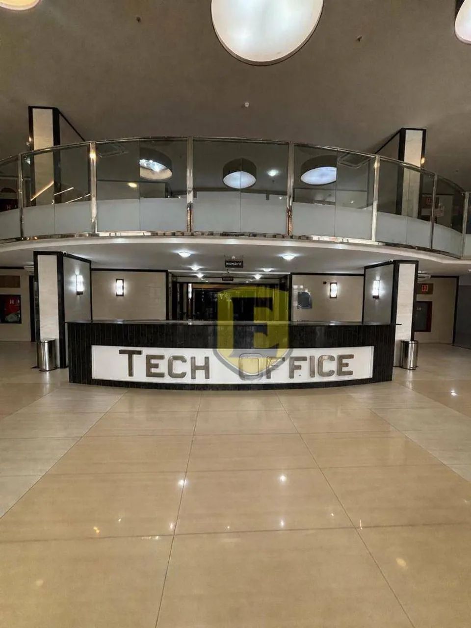 SALA MOBILIADA NO TECH OFFICE
