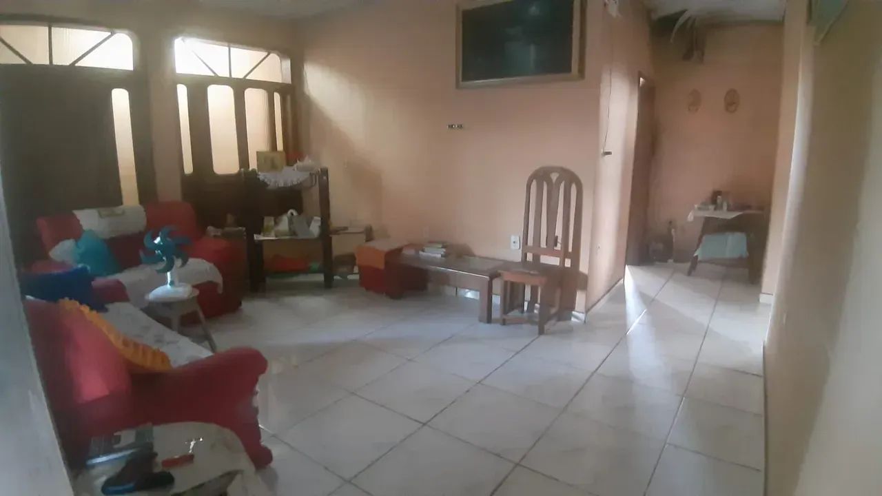 Imóvel para venda com 3 pontos comerciais térreos e 1 casa nos altos. - Foto 2