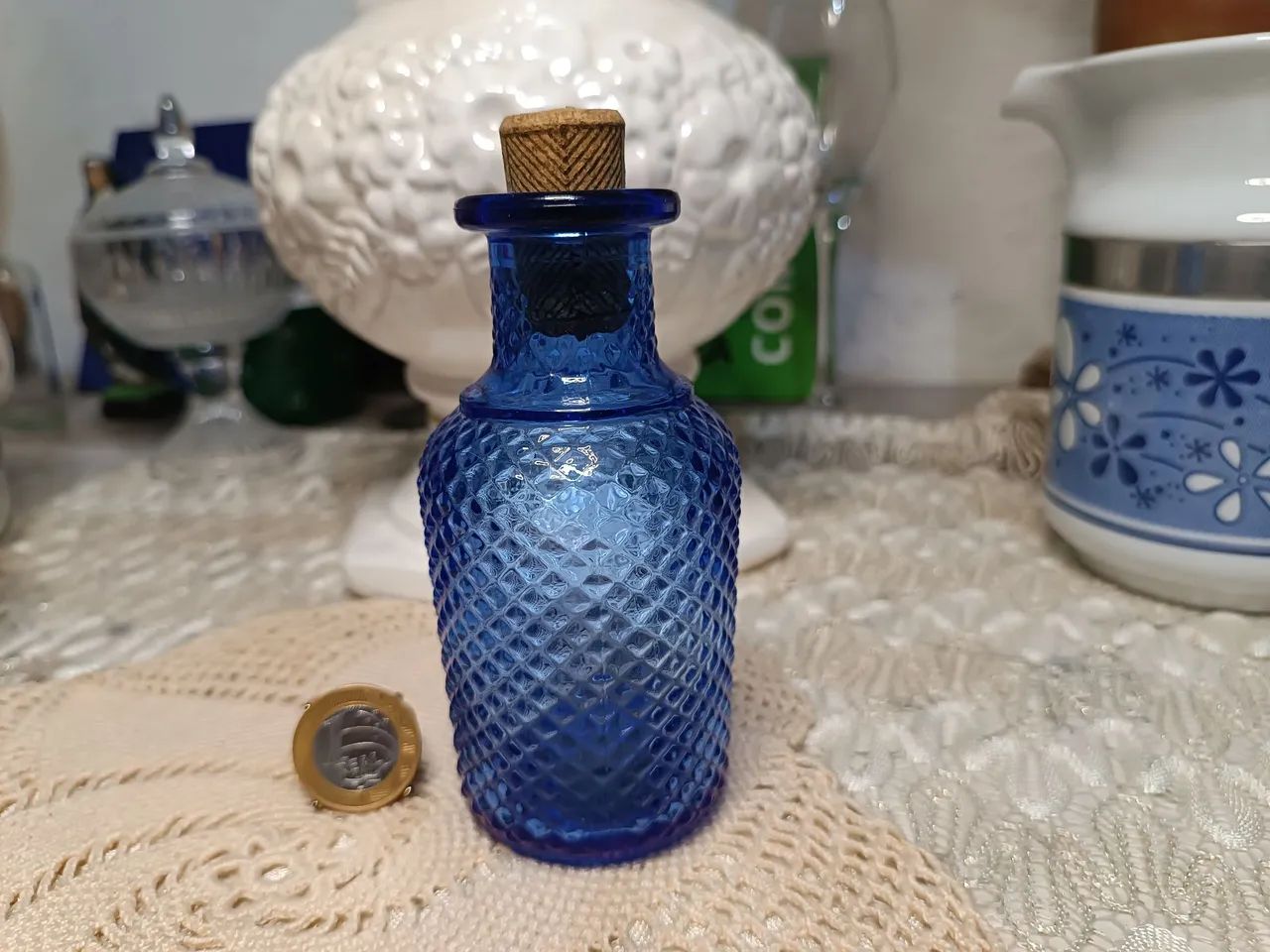 Vidro antigo de perfume da avon