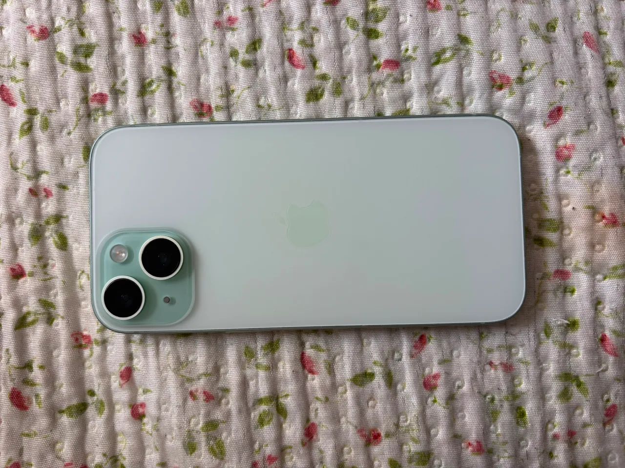 VENDO IPHONE 15 VERDE 128Gb - Foto 3