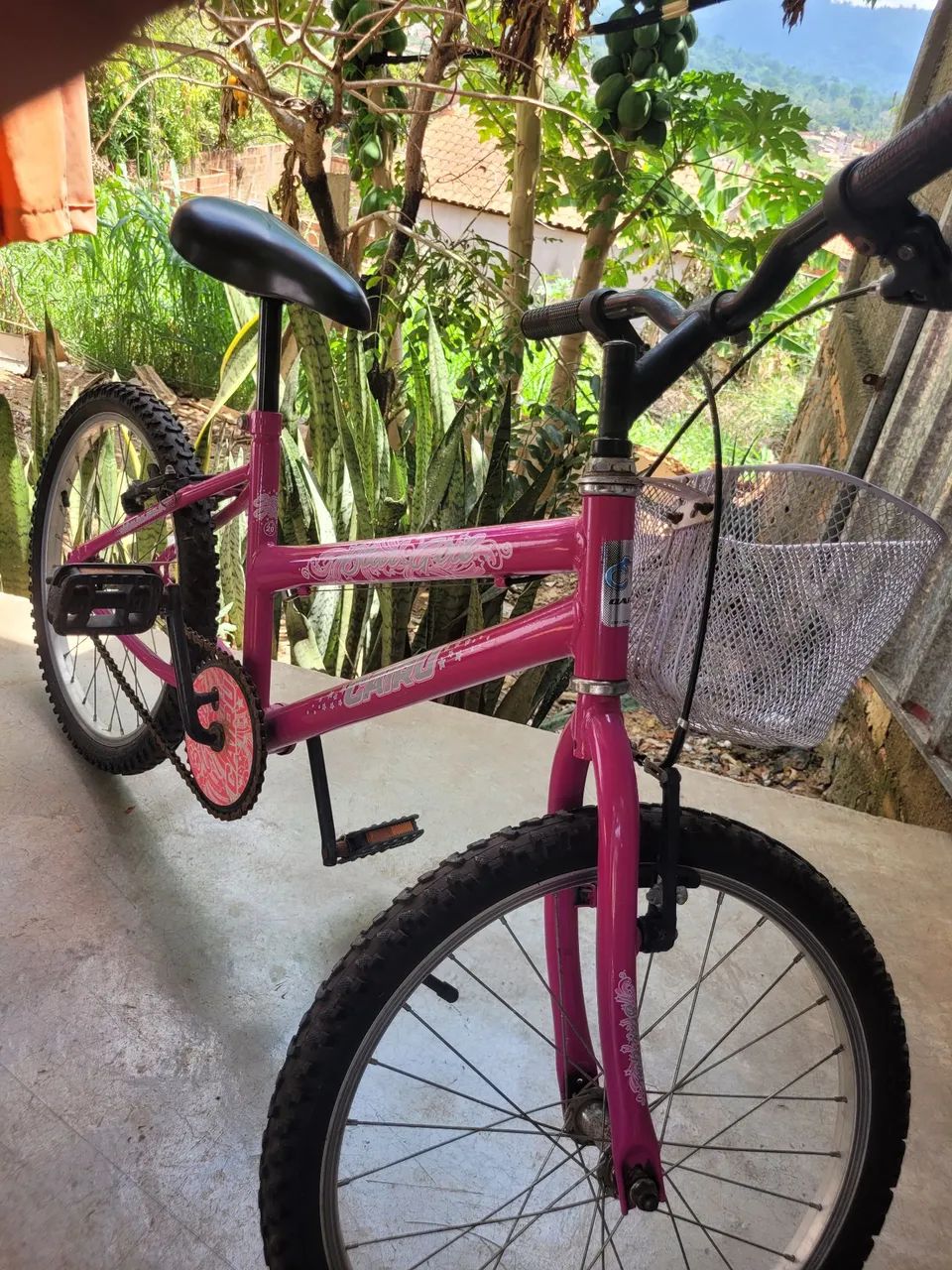  BICICLETA ARO 20 ROSA  IMPECÁVEL! - Foto 4