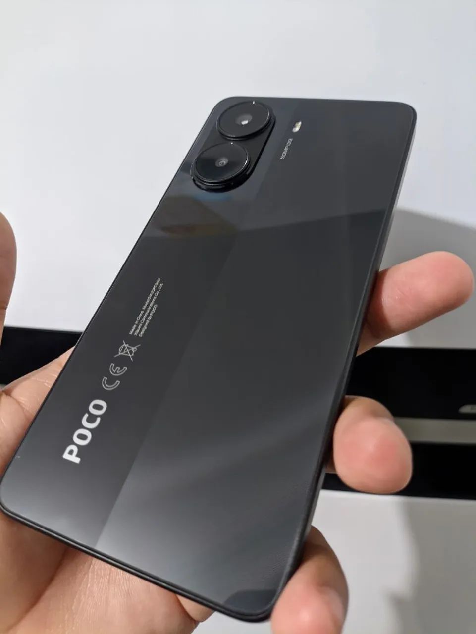 POCO X7 Pro 12/512GB Black - Foto 2
