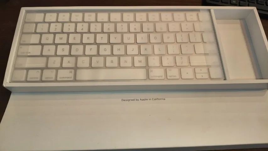 Teclado Apple in Califórnia original 