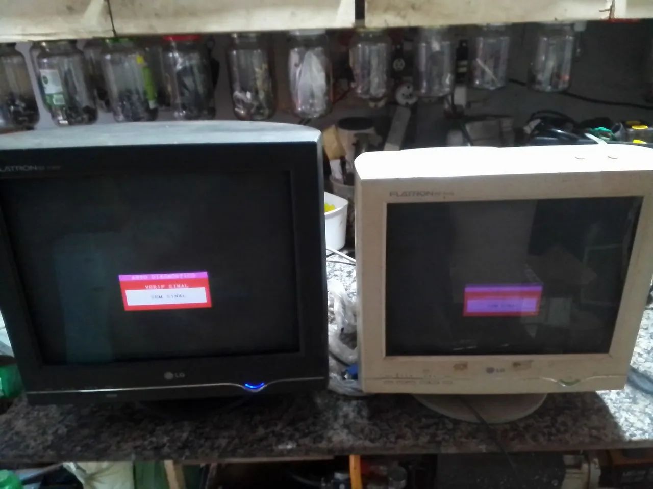 2 Monitores de tubo LG de 17 e 15 polegadas funcionando R$150,00.  DISPENSO CURIOSOS. - Foto 3
