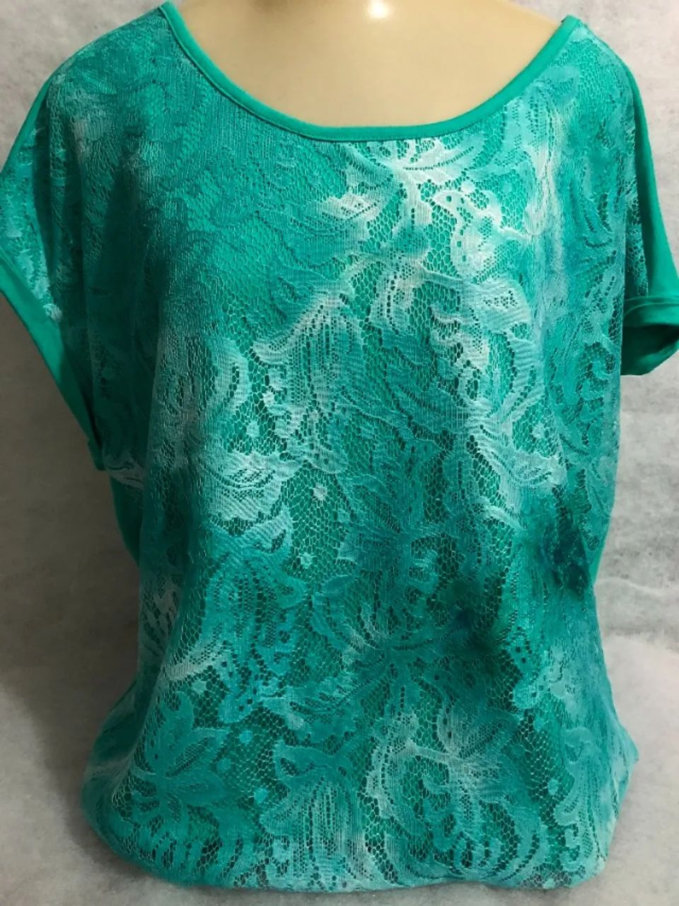 Blusa Verde e Branca Plus Size Tie-Dye com Renda Moda Feminina