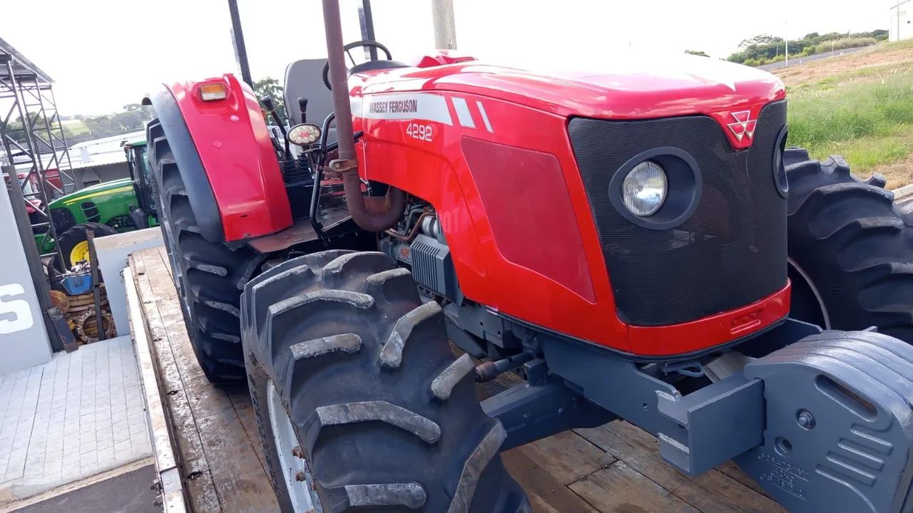 Trator agricola 4292 014 - Foto 4