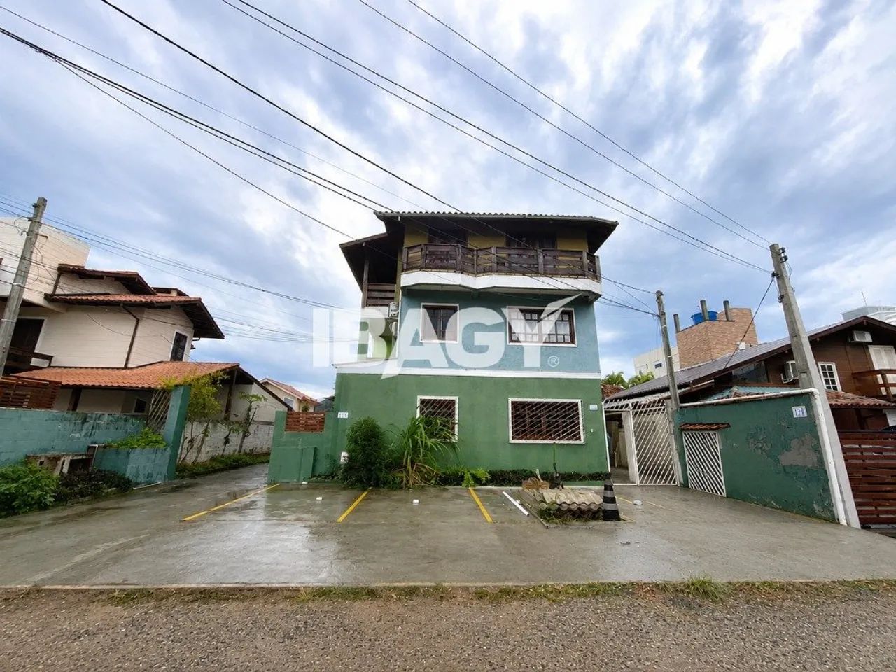 Excelente Apartamento 1 dormitório(s) em Rio Tavares - Florianópolis