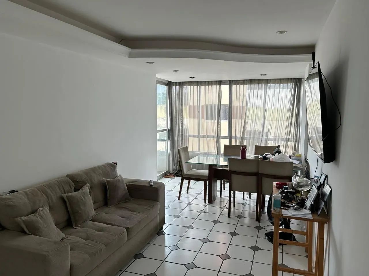 VENDO APARTAMENTO NO CALHAU COM 3/4 nascente