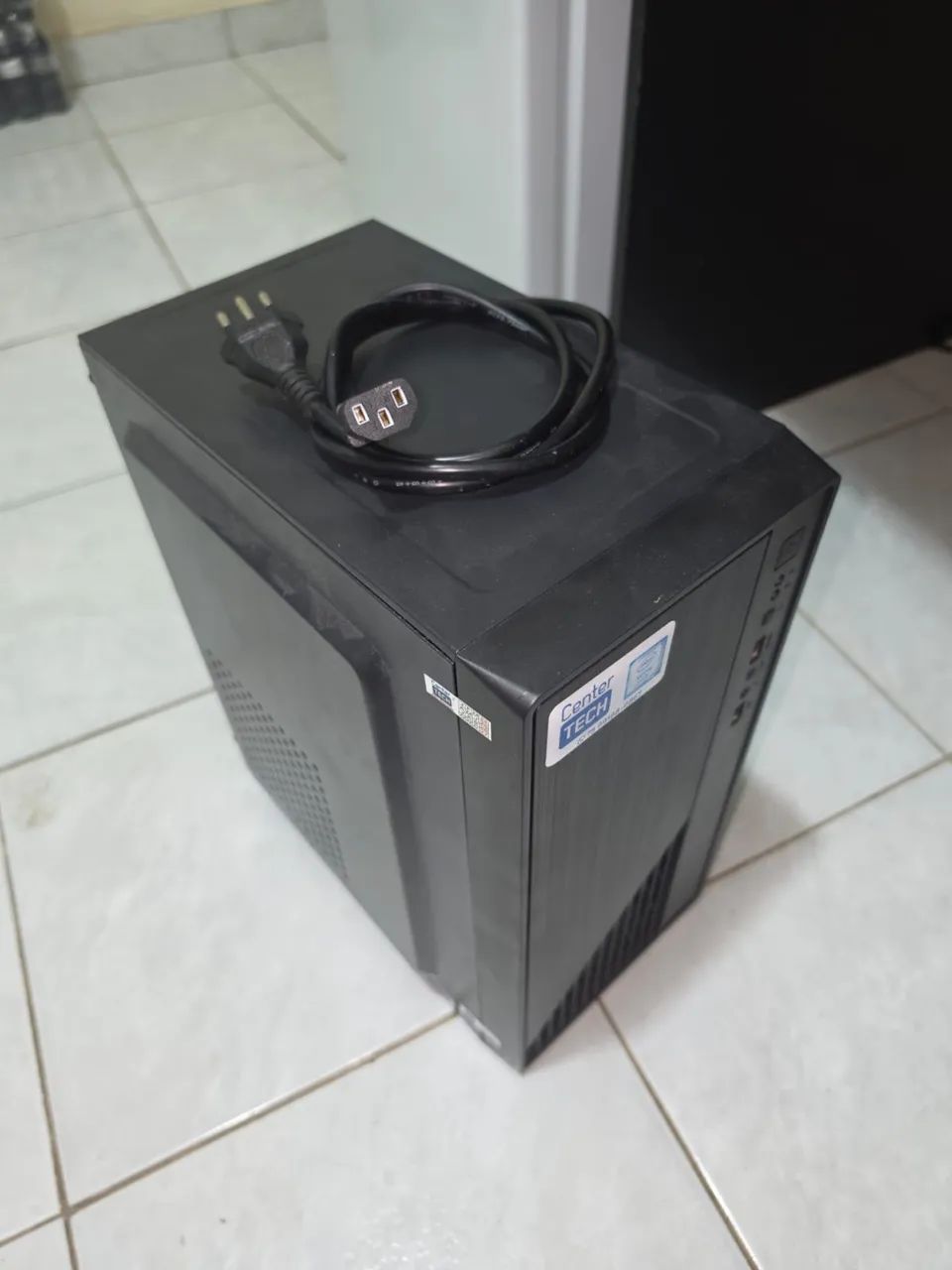 Servidor Intel Xeon E5-2640 V4 ? 10 Núcleos | 32GB DDR4 | 256GB SSD NVMe 
