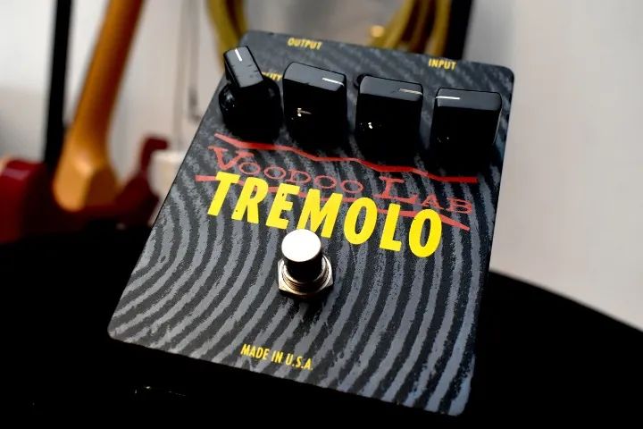 Pedal Tremolo - Voodoo Lab - Made in USA - Instrumentos musicais