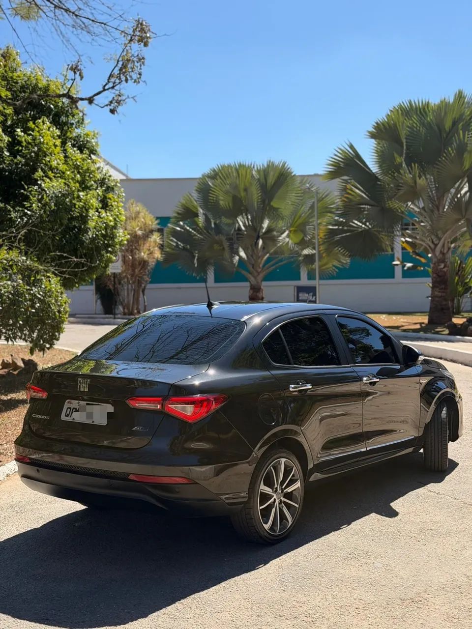Fiat Cronos Precision 1.8 16V Flex Aut. 2019 - Foto 2