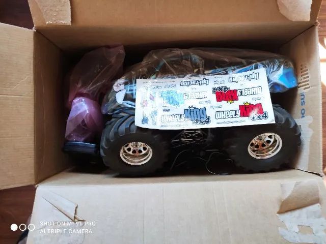 big foot controle R/C weeli king PRO HPI 4x4   - Foto 4