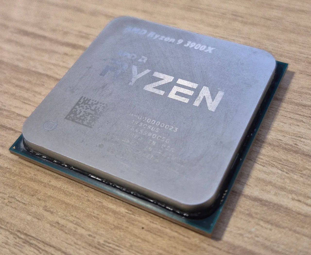 AMD Ryzen 9 3900x