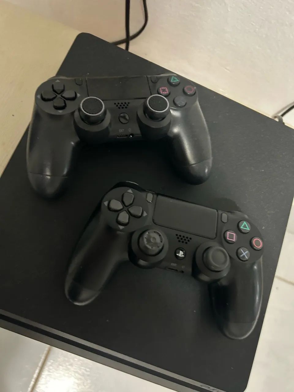 Vende se PS4 