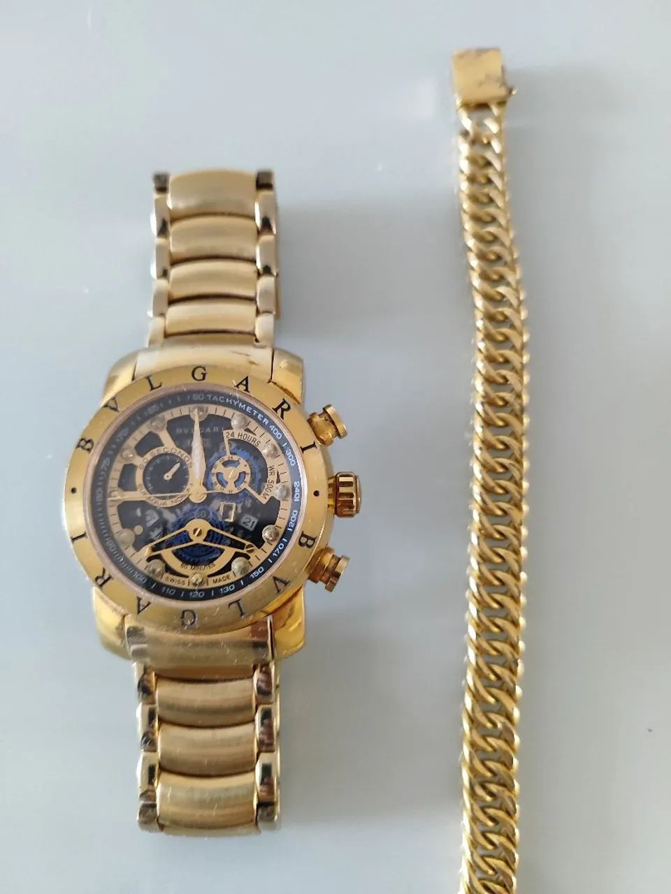 Relógio original e mais pulseira banhada a ouro 