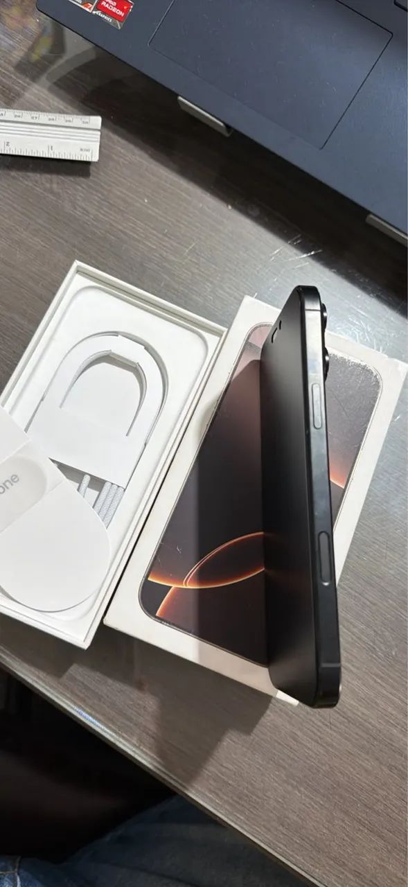 iPhone 16 pro Max 256 g - Foto 2