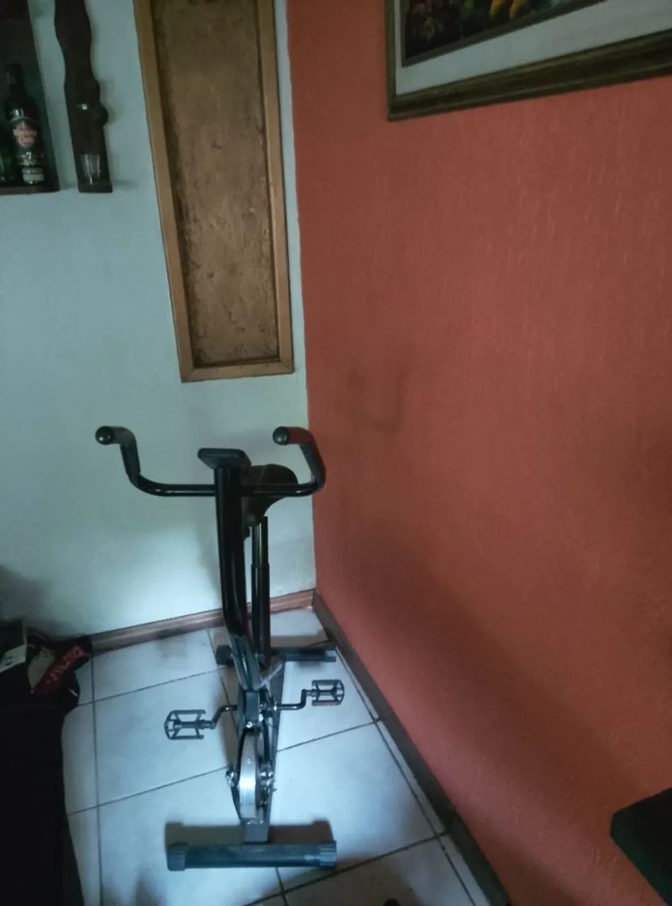 Vendo bicicleta ergométrica top - Foto 3