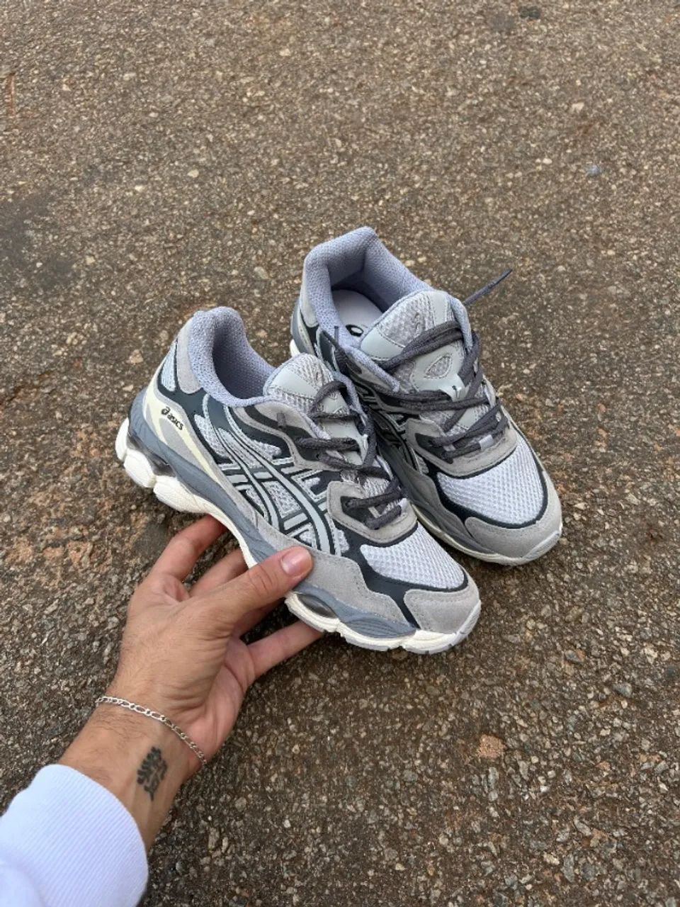 Tênis Asics GEL Street Comfort - Calçados Esportivos - Laranjeiras