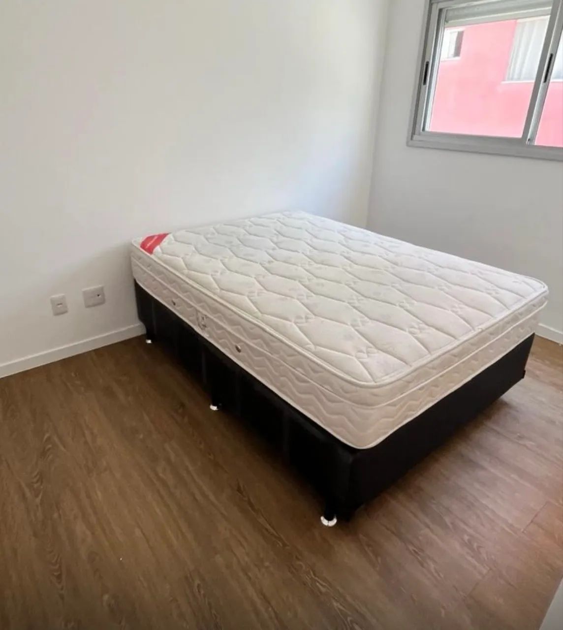 Cama Box casal + colchão 