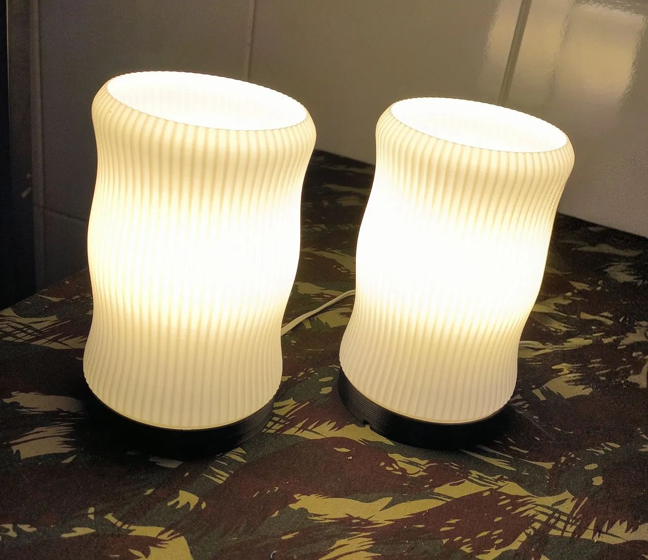 Lindas luminárias e abajures de mesa - Foto 4