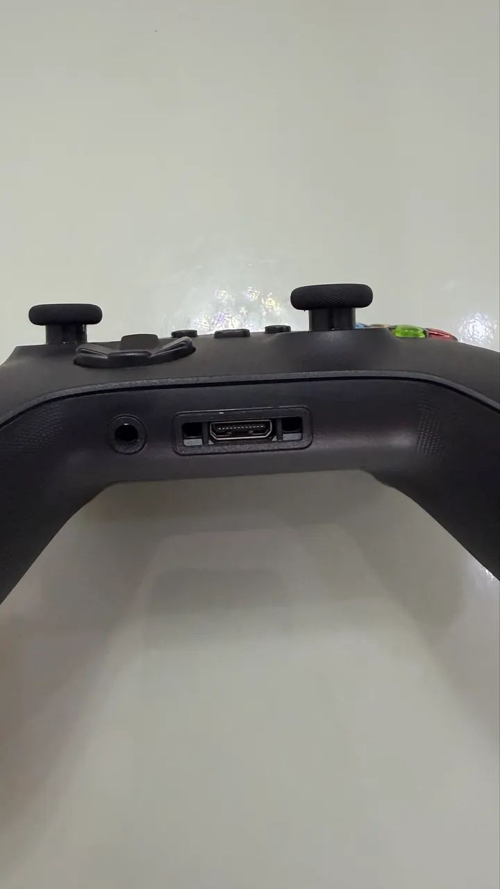 Controle Xbox Carbon Black  - Foto 3