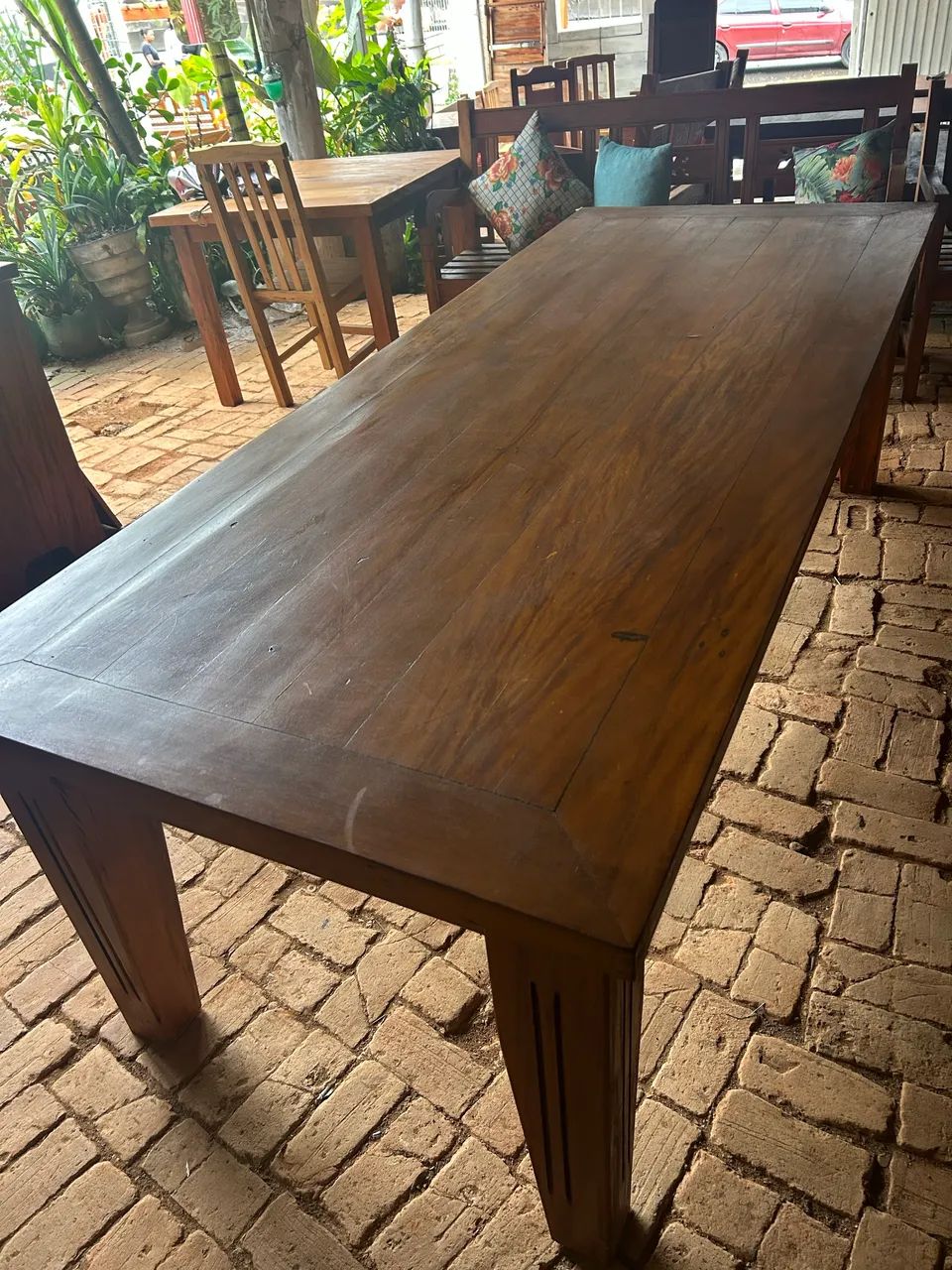 Mesa rústica de madeira peroba rosa 2.50x1.00 com cadeiras  - Foto 2
