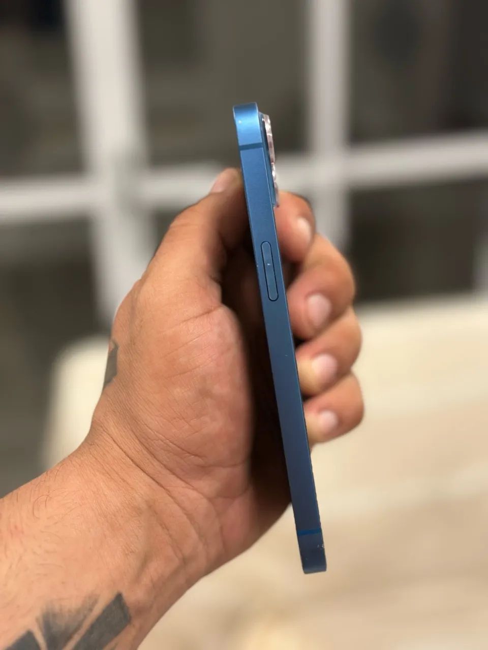 IPHONE 13 128GB AZUL BATERIA 83% - Foto 3