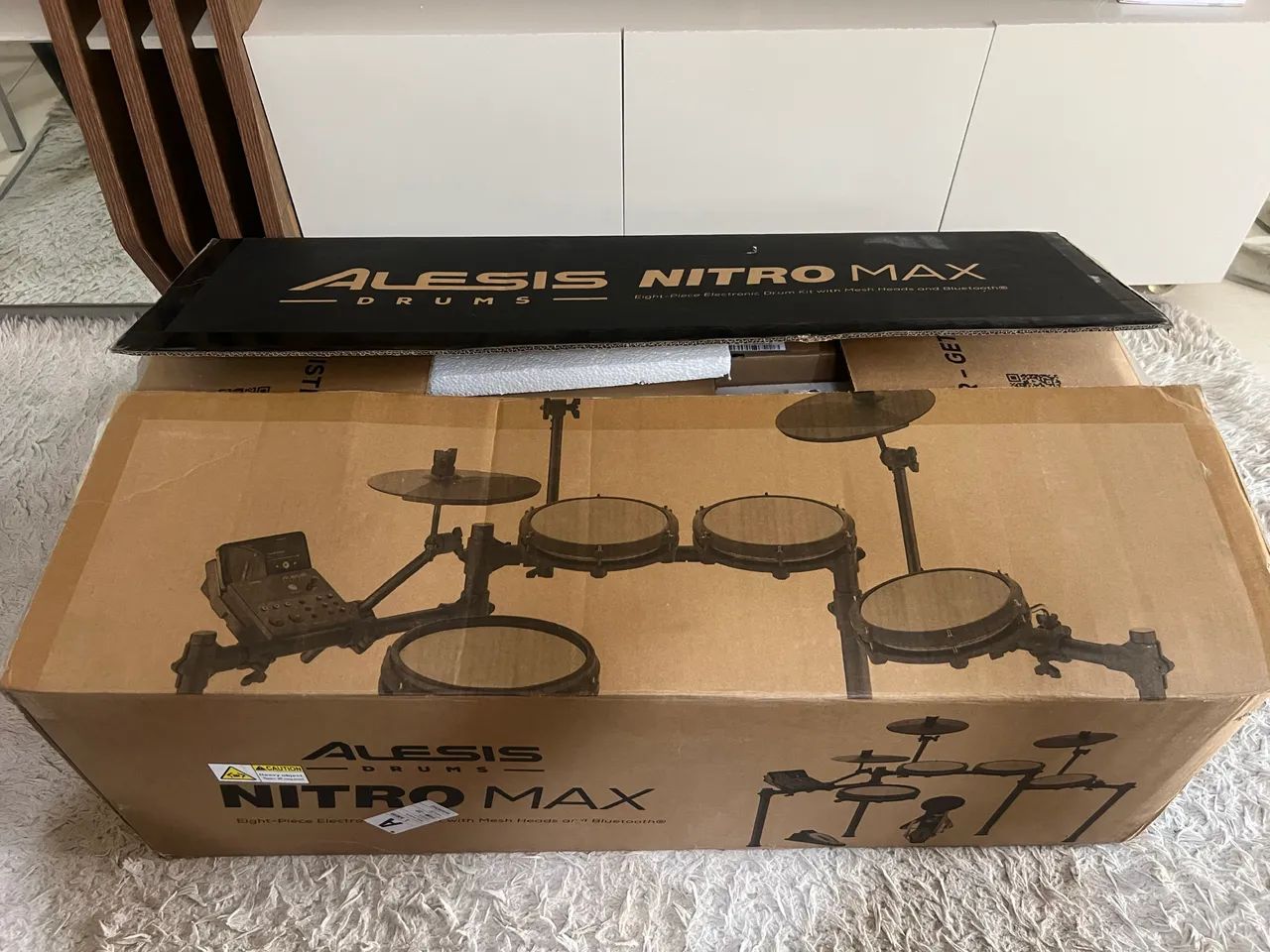 Bateria eletrônica alesis nitro max zerada - Foto 2