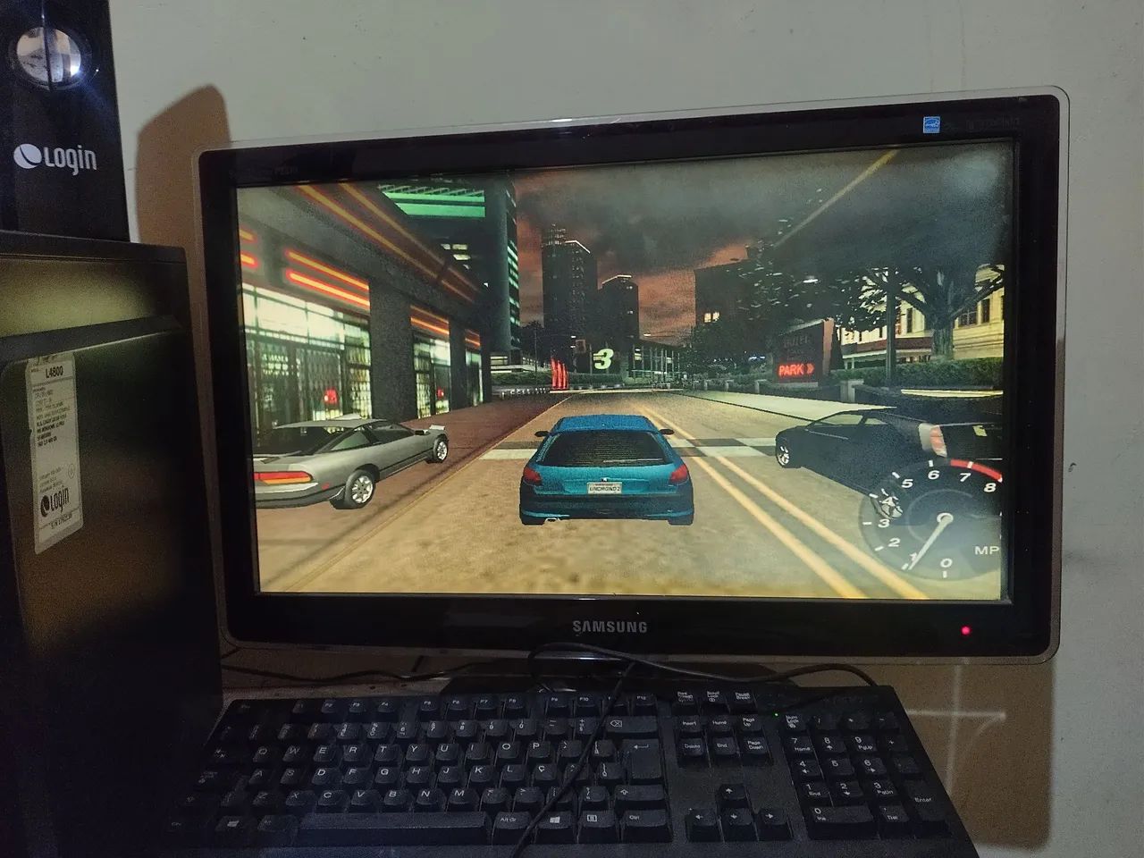 CPU dd3 com placa de vídeo e joguinhos $370,00
