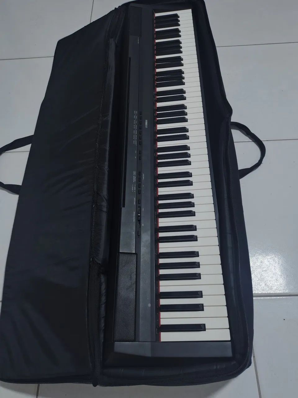Piano Yamaha digital P115 