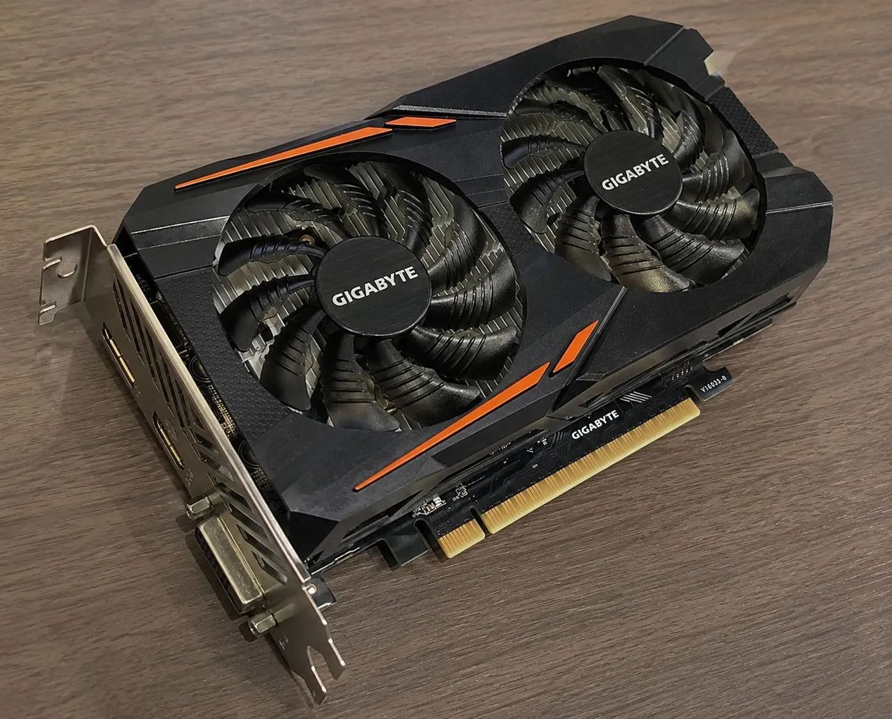 Geforce GTX 1050TI 4GB - Gigabyte zerada
