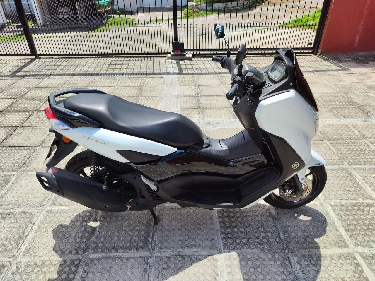 Nmax  - Foto 3