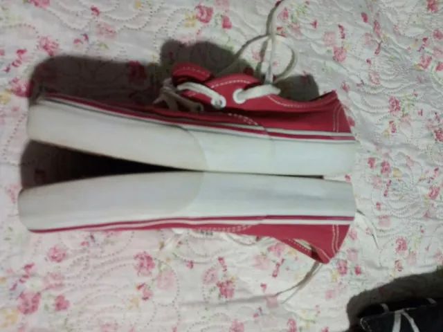 ? TÊNIS VANS AUTHENTIC CLASSIC - VERMELHO