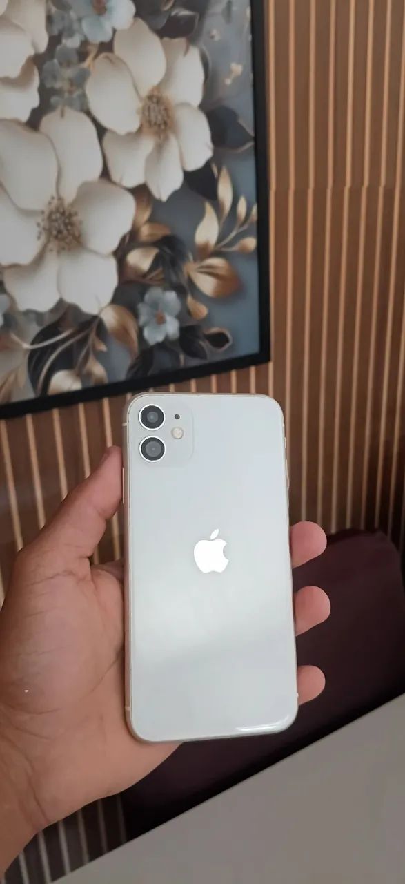 iPhone 11 128gb funcionando tudo no preço! Aceito proposta.
