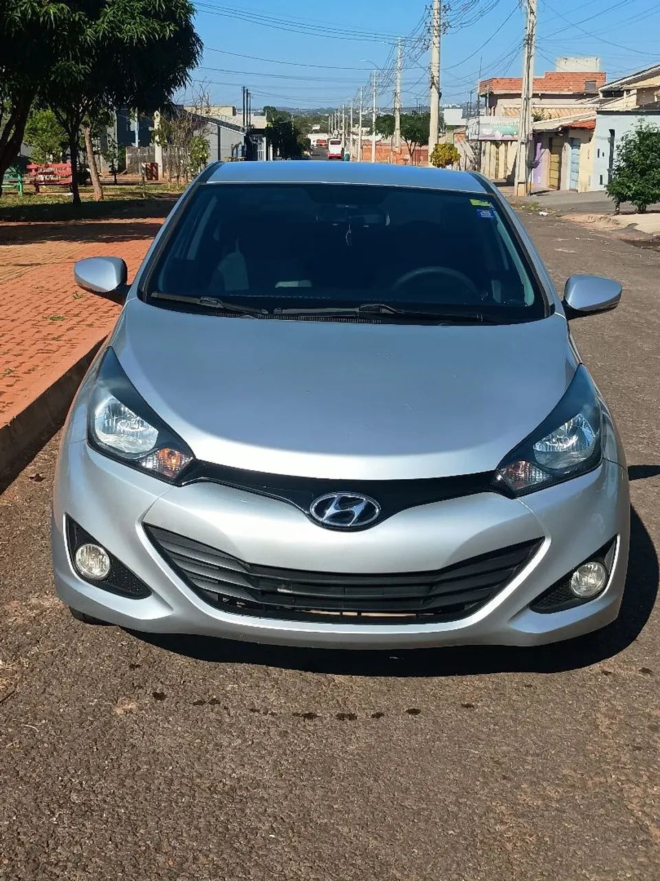 Hyundai Hb20S HB20S C.Plus/C.Style1.0 Flex 12V Mec. 4P 2015