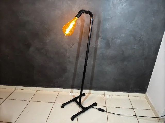 LUMINÁRIA DE CHÃO COM LÂMPADA DE LED GRANDE - Foto 3