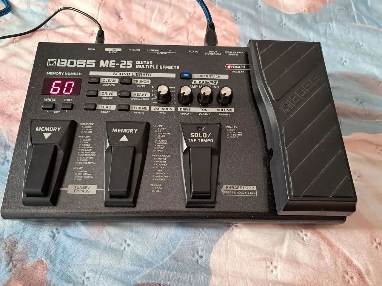 Pedaleira Boss ME25 
