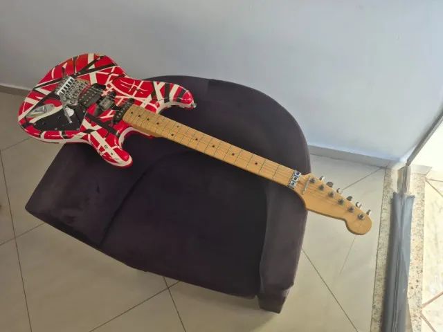 Guitarra Estilo VH (Usada) - Foto 2