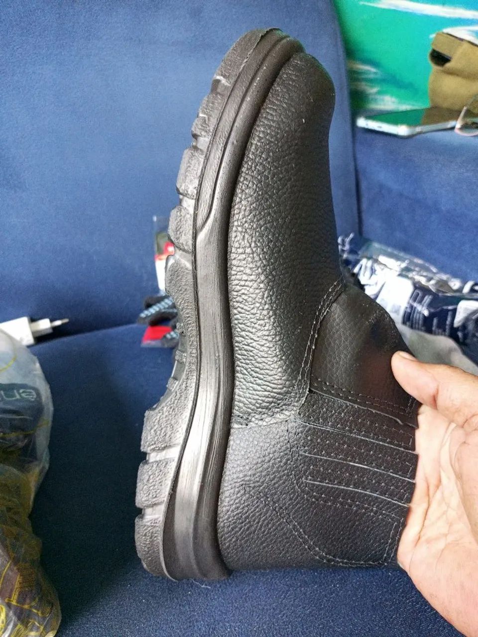 Bota nova com EPIs grátis  - Foto 3