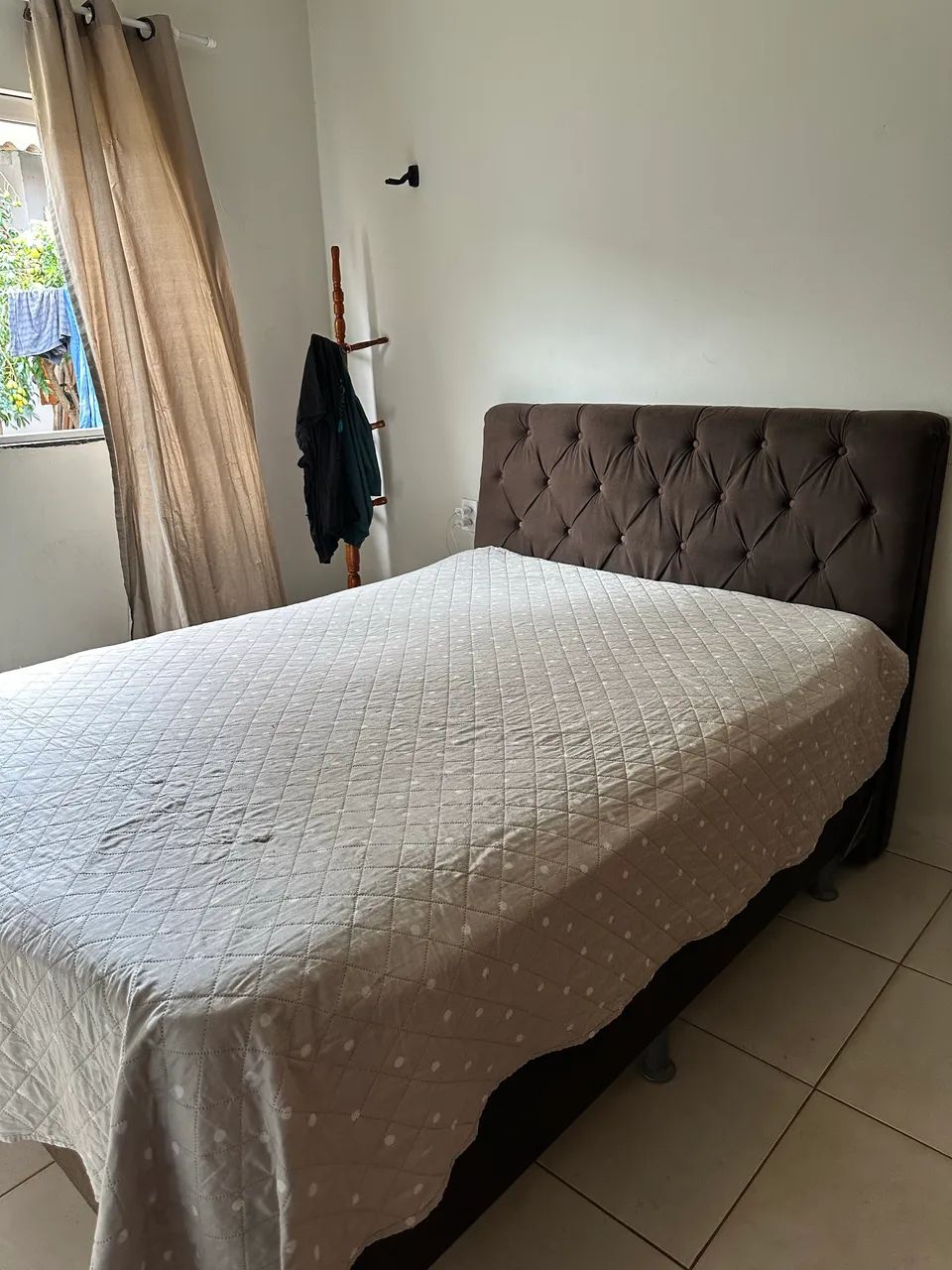 Vendo Cama box casal com cabeceira - Foto 2