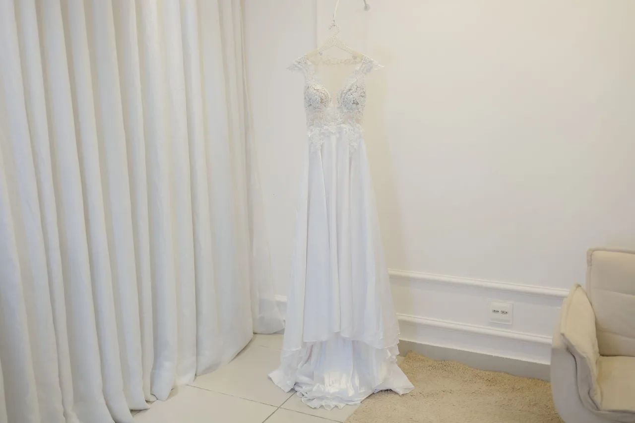 Vestido de noiva e véu  - Foto 2
