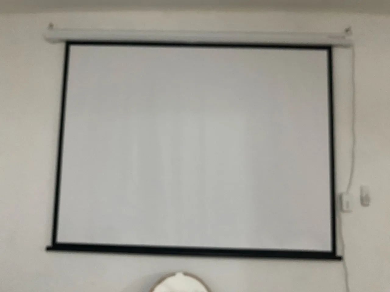 Tela para projetor automática  - Foto 5