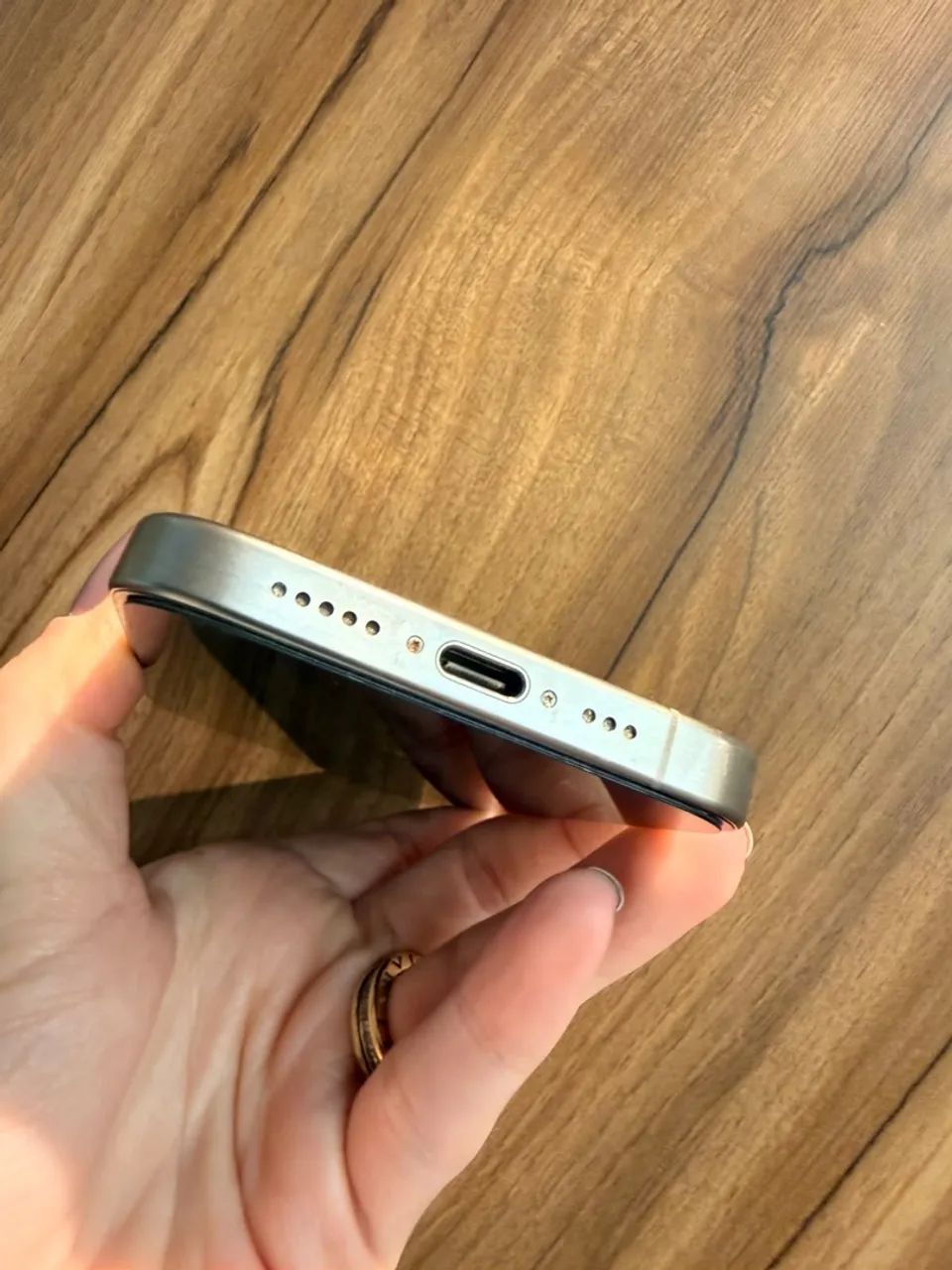 iPhone 15 pro 256Gb - Foto 3