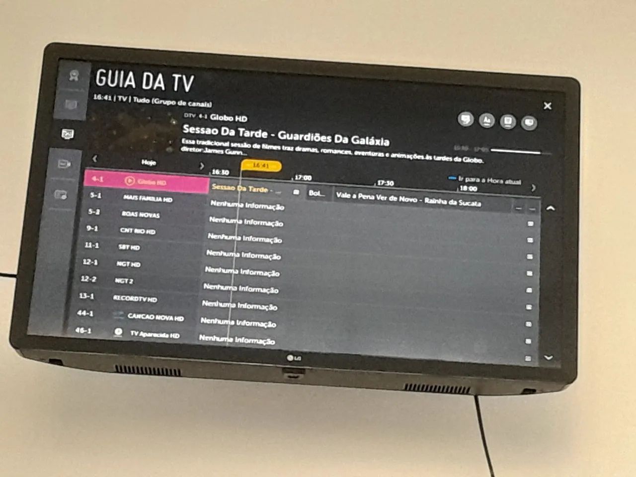 Tv lg smart 31 polegadas  funcionando perfeitamente 