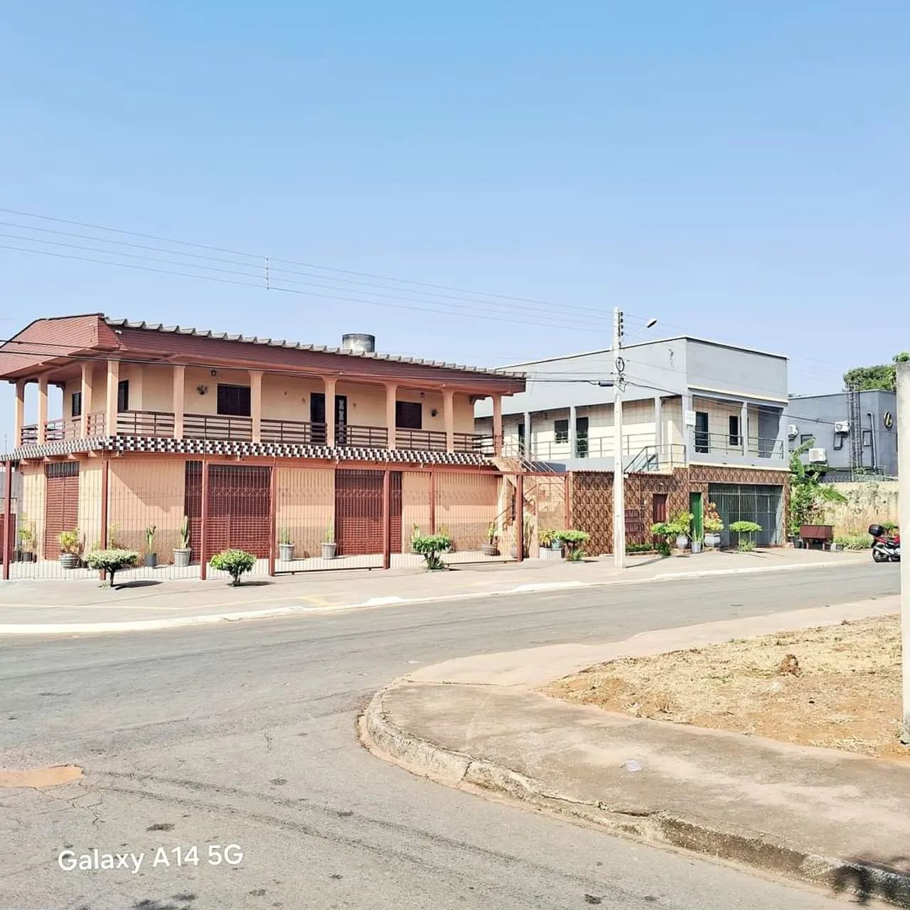 Sobrado comercial e residencial à venda no Jardim Helvécia, Aparecida de Goiânia, com 482  - Foto 3