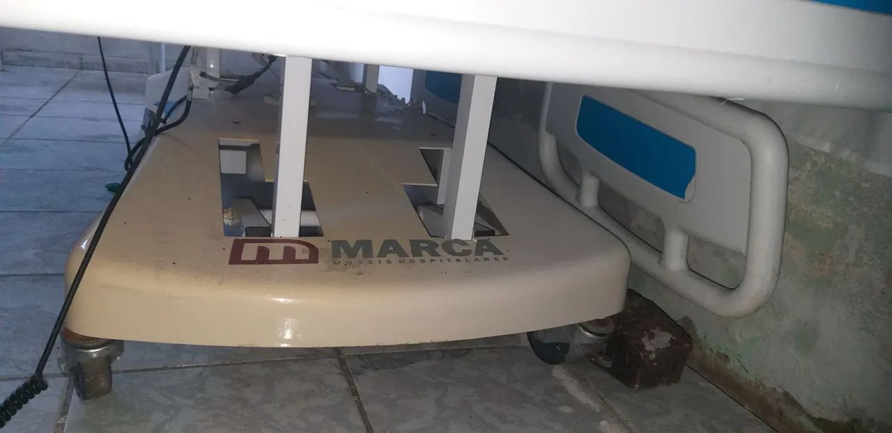 CAMA HOSPITALAR MOTORIZADA MARCA - Foto 3