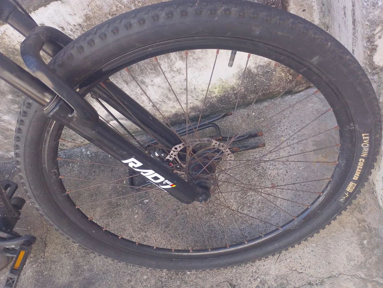 Freio hidráulico e roda de bicicleta aro 29  - Foto 5