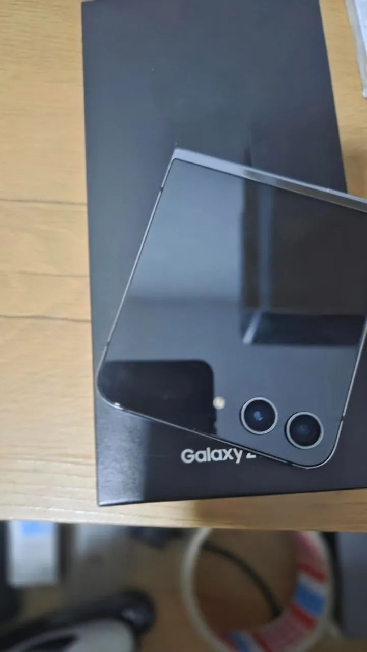 Celular Samsung ZFLIP 5