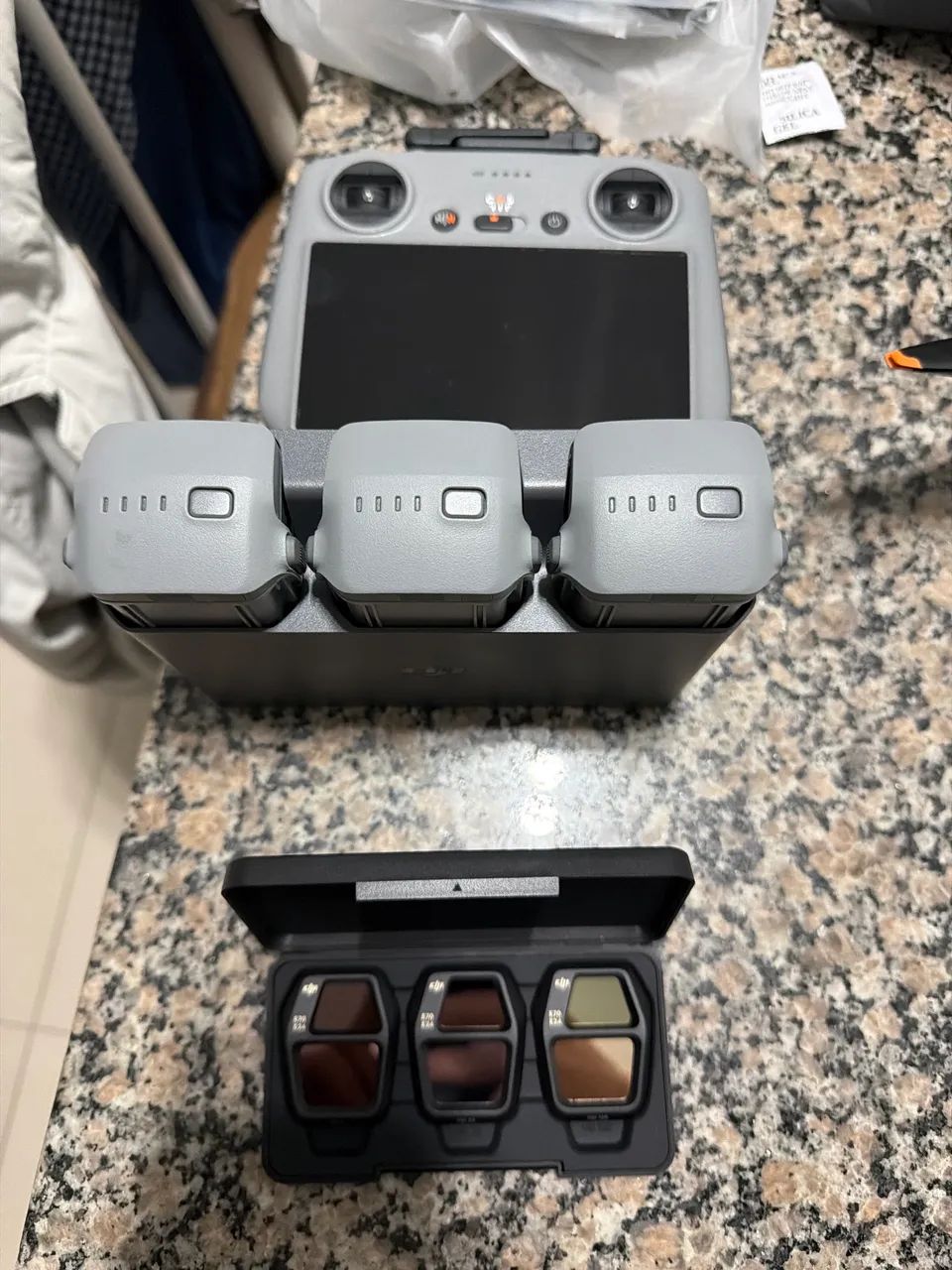 Drone DJI Air 3S Fly More Combo (Com tela) - seminovo - Foto 4