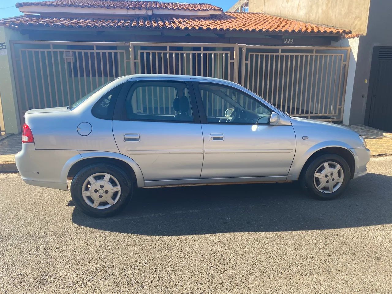 Chevrolet Classic Classic Life/LS 1.0 VHC FlexP. 4p 2012